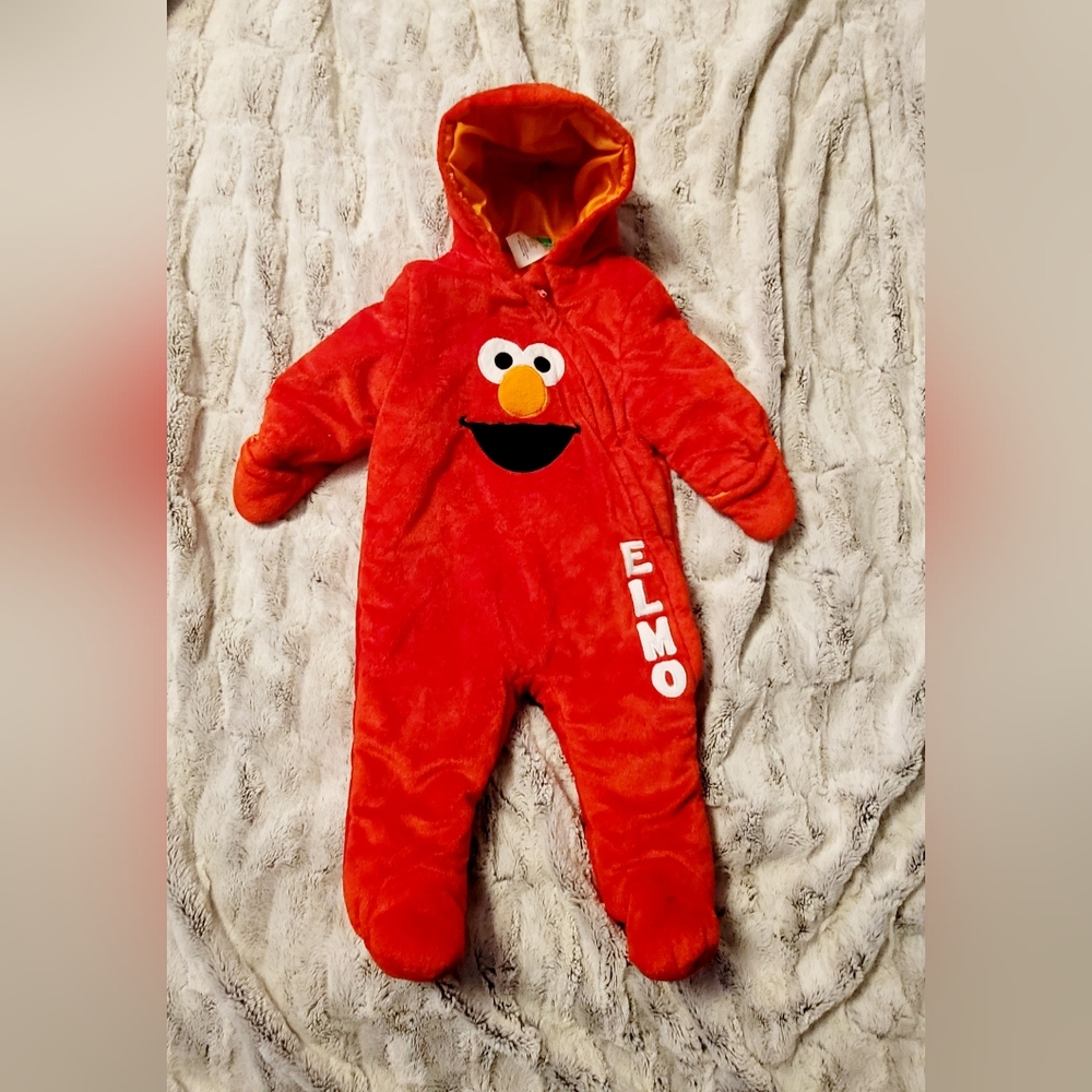 Sesame Street Elmo‎ Baby Suit/ Pram 12m